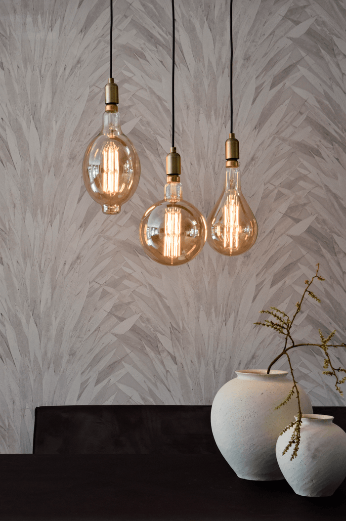 Calex Mega Globe Bulb - E27 - Filament - Gold