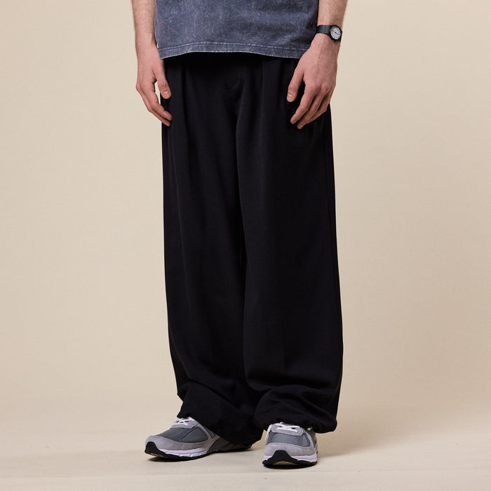 BEAMS - Wide Slack Trousers - Black