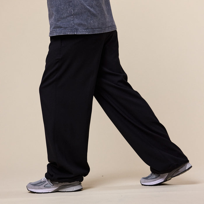 BEAMS - Wide Slack Trousers - Black