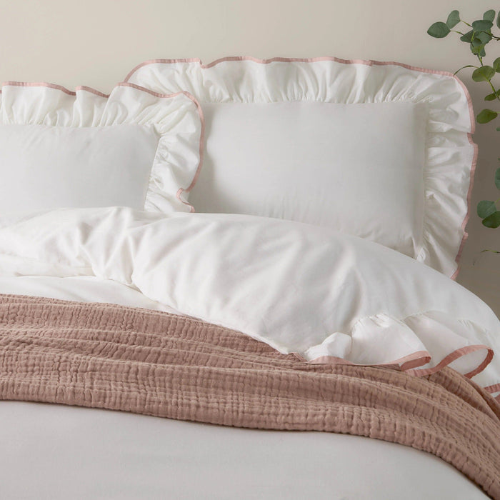 Bloom White & Pink Frilled Edge Duvet Set