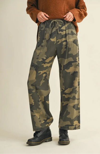 Camo Tie
