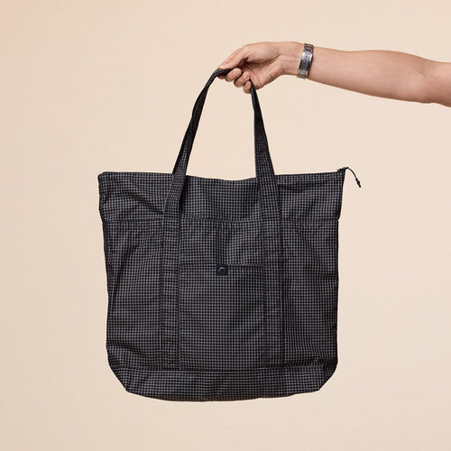 CAYL "Climb As You Love" - Grid Tote Bag - Black