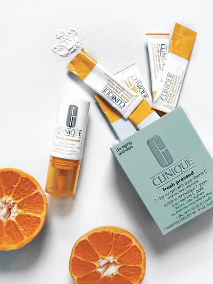 CLINIQUE Fresh Pressed 7 Day System With Pure Vitamin C Bright Even Retexturize مجموعة تفتيح البشرةبالفيتامين سي من كلينك
