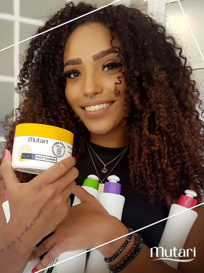 Curly hair line / Pequi Butter - Curly Styler - 250g / 8.8oz - Natural looking curls with no frizz. Contains solar filter and thermal protection.