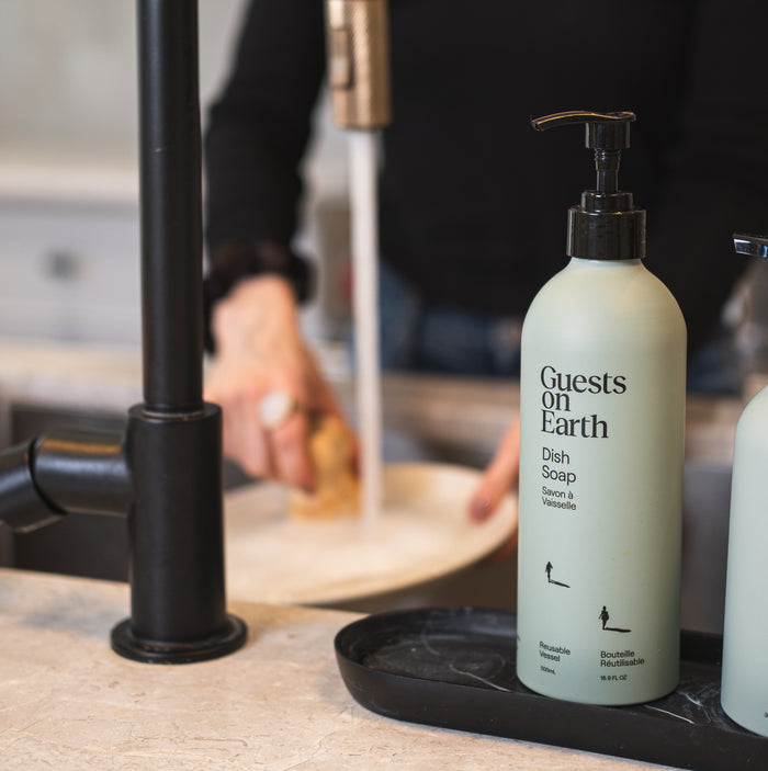 Guests On Earth-Dish Soap - Citrus Oasis-Home-03_PDP_GUESTSONEARTH_DISHSOAP_PACKSHOT-The Detox Market |