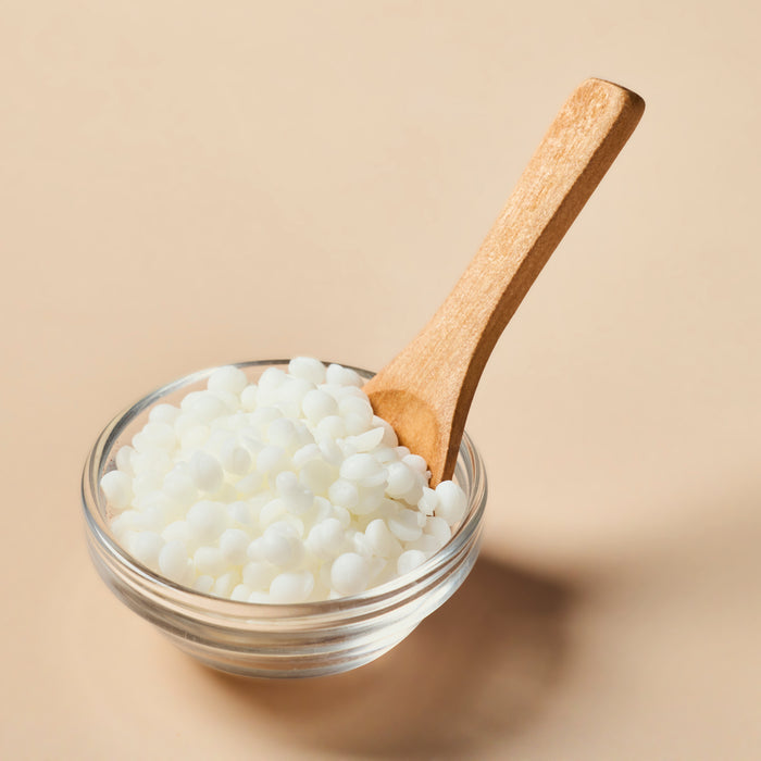 Emulsifying Wax - Conditioning - close-up
