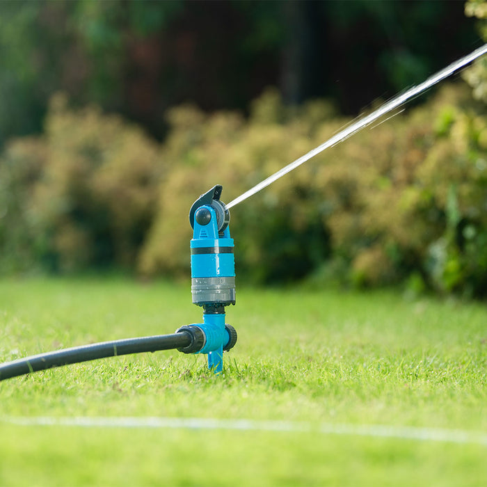 Flopro Multiflo sprinkler pattern 1 on lawn