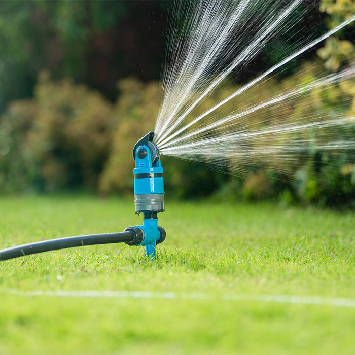 Flopro Multiflo sprinkler pattern 2 on lawn