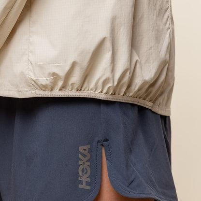 HOKA - Women's SkyFlow Wind Jacket - Oat Milk