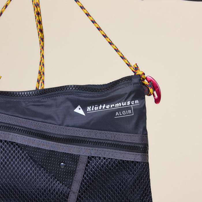 Klättermusen - Algir Accessory Bag Medium - Raven Black