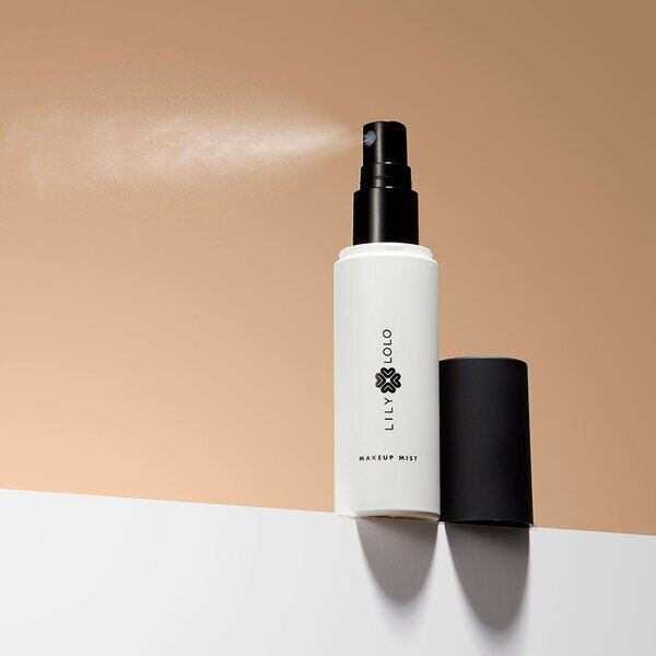 Lily Lolo Makeup Mist close-up — natural mineral makeup setting spray antioxidant grapefruit pomegranate