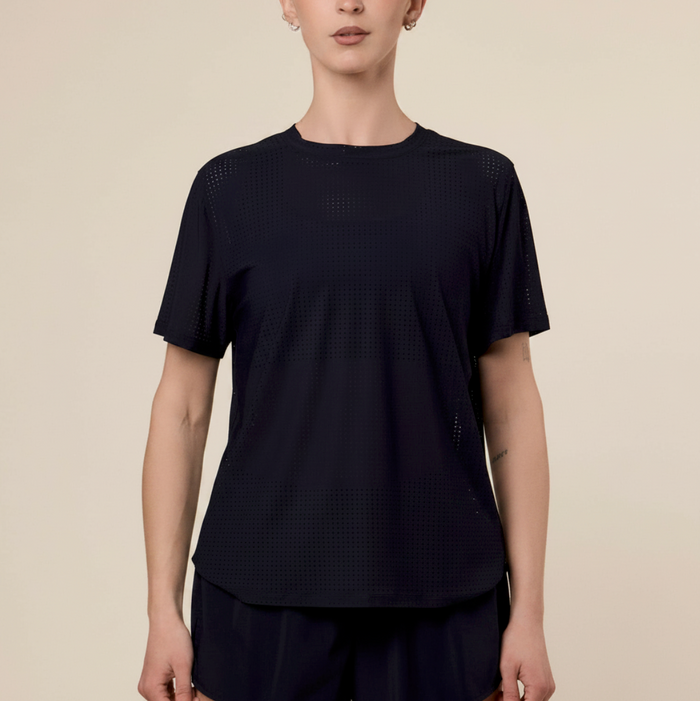 Literary Sport - Magda Perforated Run T-Shirt - Black