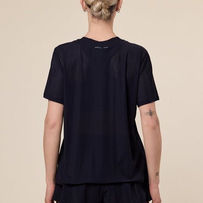 Literary Sport - Magda Perforated Run T-Shirt - Black