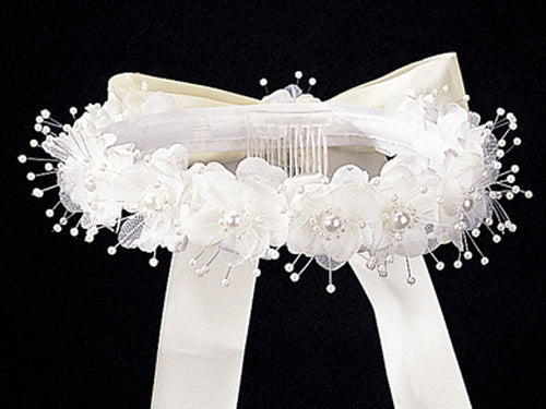 Lito Wreath w/ Flower & Pearl Accents
