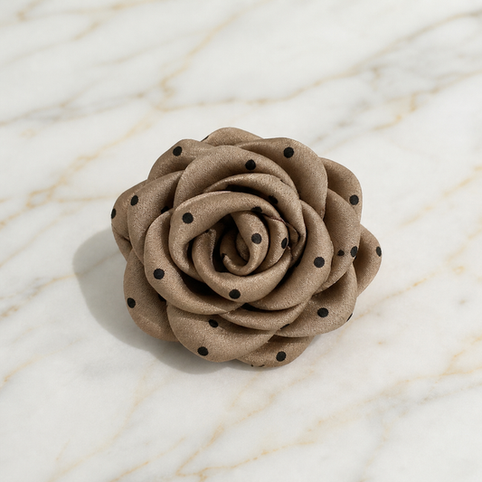 NAMISO - Hana Rose - hårklemme - Dots/prikker (9 cm)