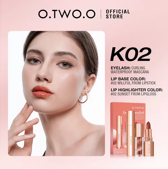 O.TWO.O GET BEAUTIFUL CHARM BLOOMING LIP AND EYE SET