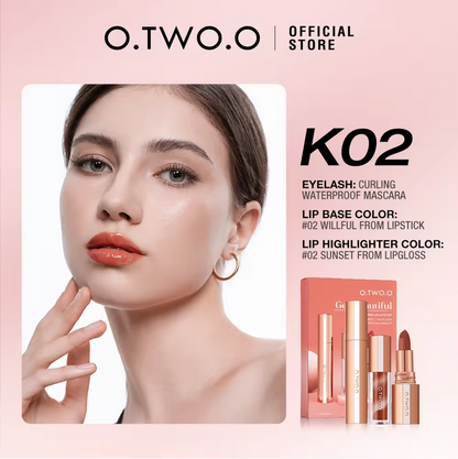 O.TWO.O GET BEAUTIFUL CHARM BLOOMING LIP AND EYE SET