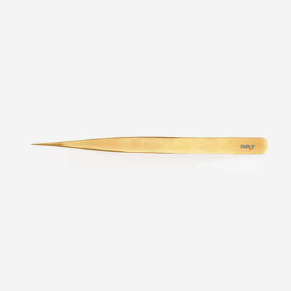 straight extend tweezer offering perfect precision for eyelash extensions, including classic and isolation lashes, and electrolysis.
