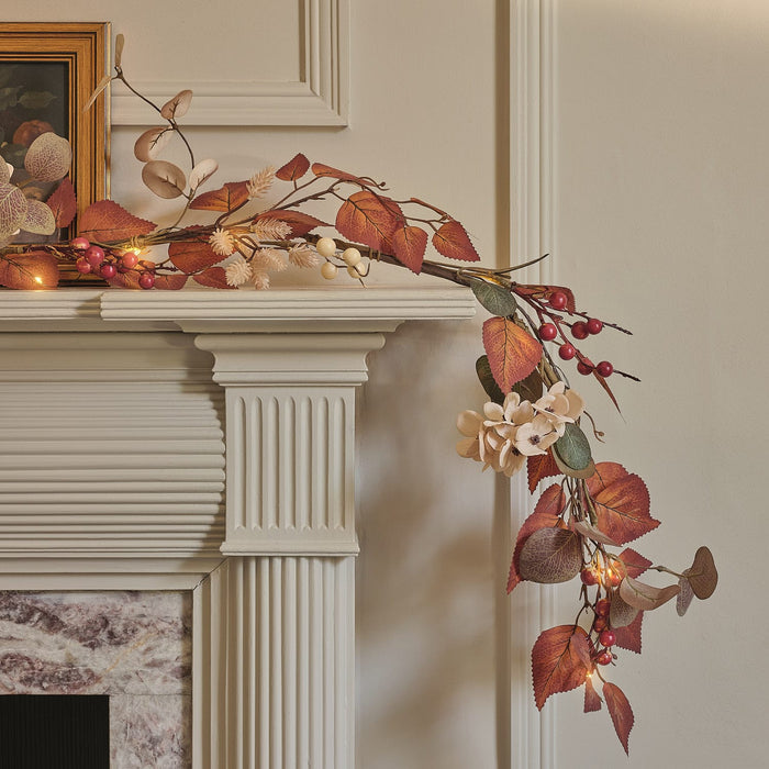 Pre Lit Berry Harvest Autumn Wreath & Mixed Foliage Autumnal Garland