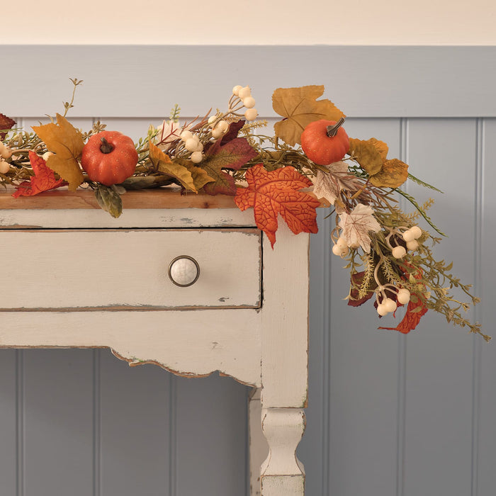 Pre Lit Pumpkin Lane Autumn Wreath & Garland