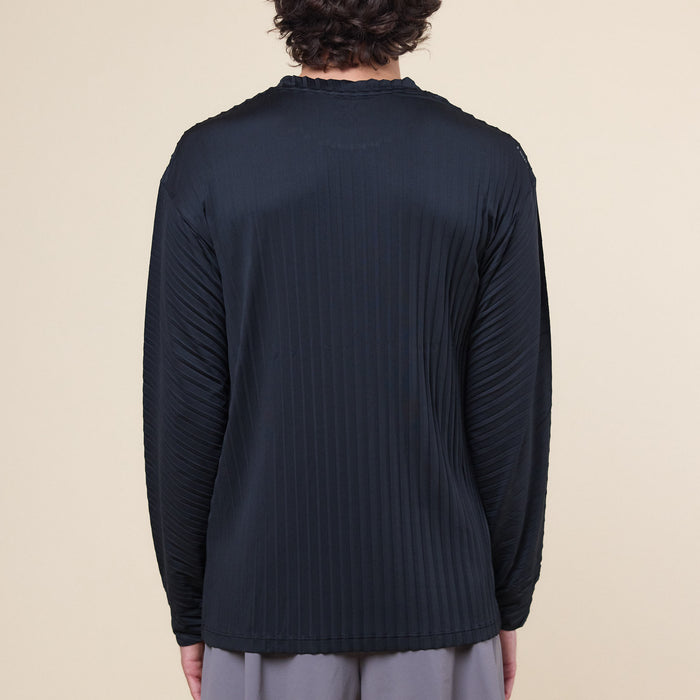Satisfy Running - AuraLite™ Pleated Long Sleeve T-Shirt - Black