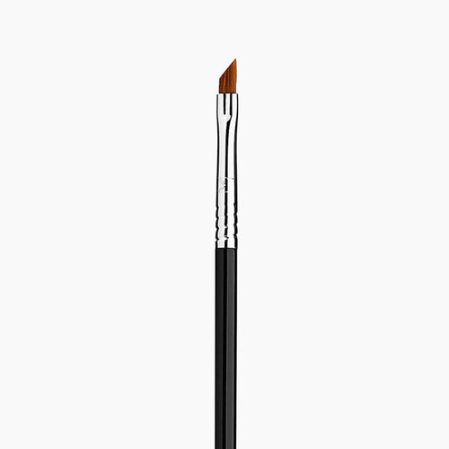 Sigma Beauty E06 Winged Liner