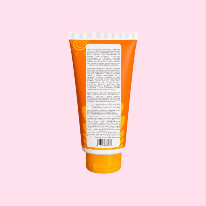 SUNSCREEN SPF50+ BALANCED NATURAL FINISH - Essentials