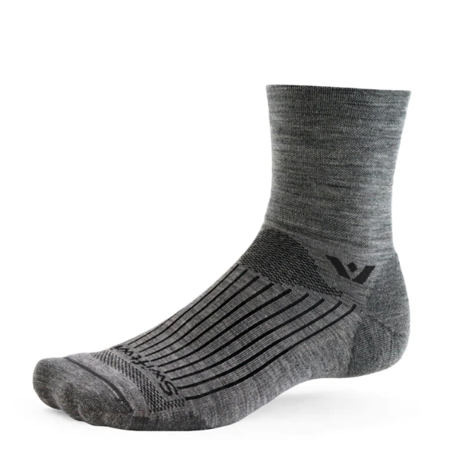 Swiftwick Pursuit Quarter Crew