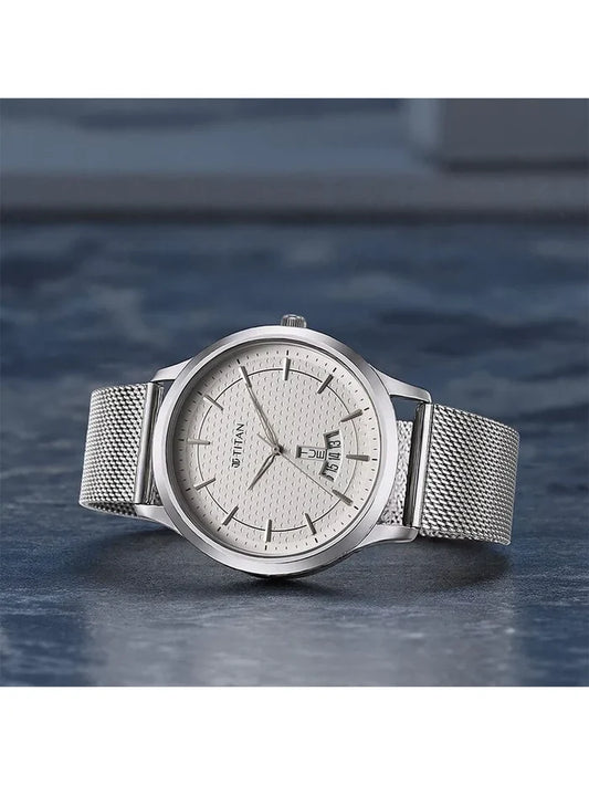 Titan Round Silver Dial Analog Watch With Metal Strap - NU1825SM10