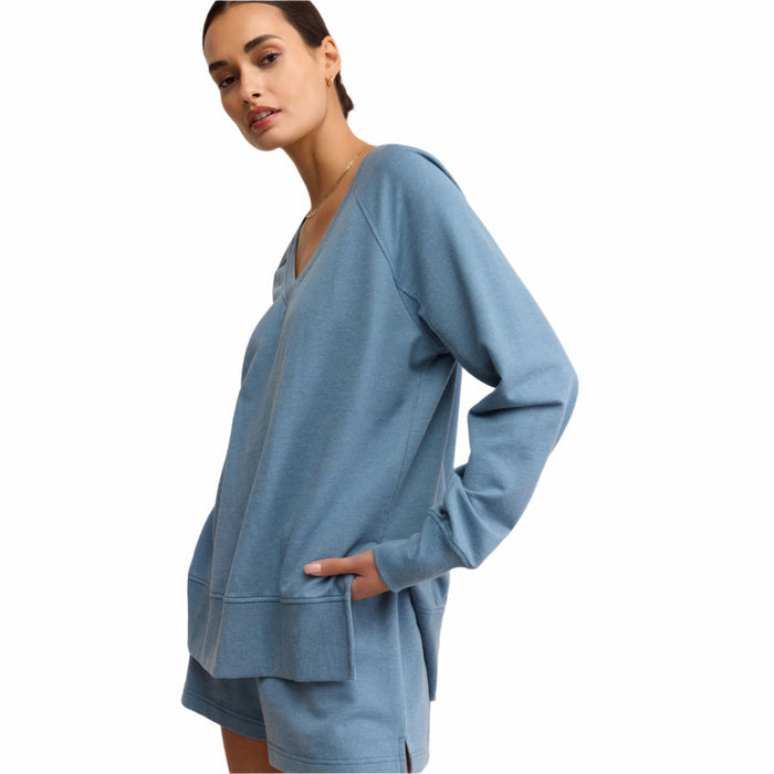 Z Supply Women's Weekender V Neck